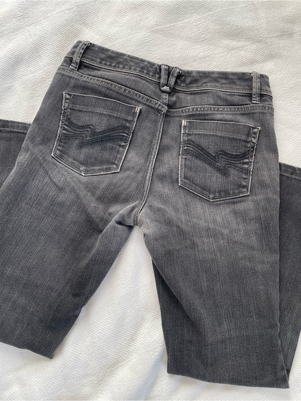 White House Black Market Women's Black Wash Crop Jeans